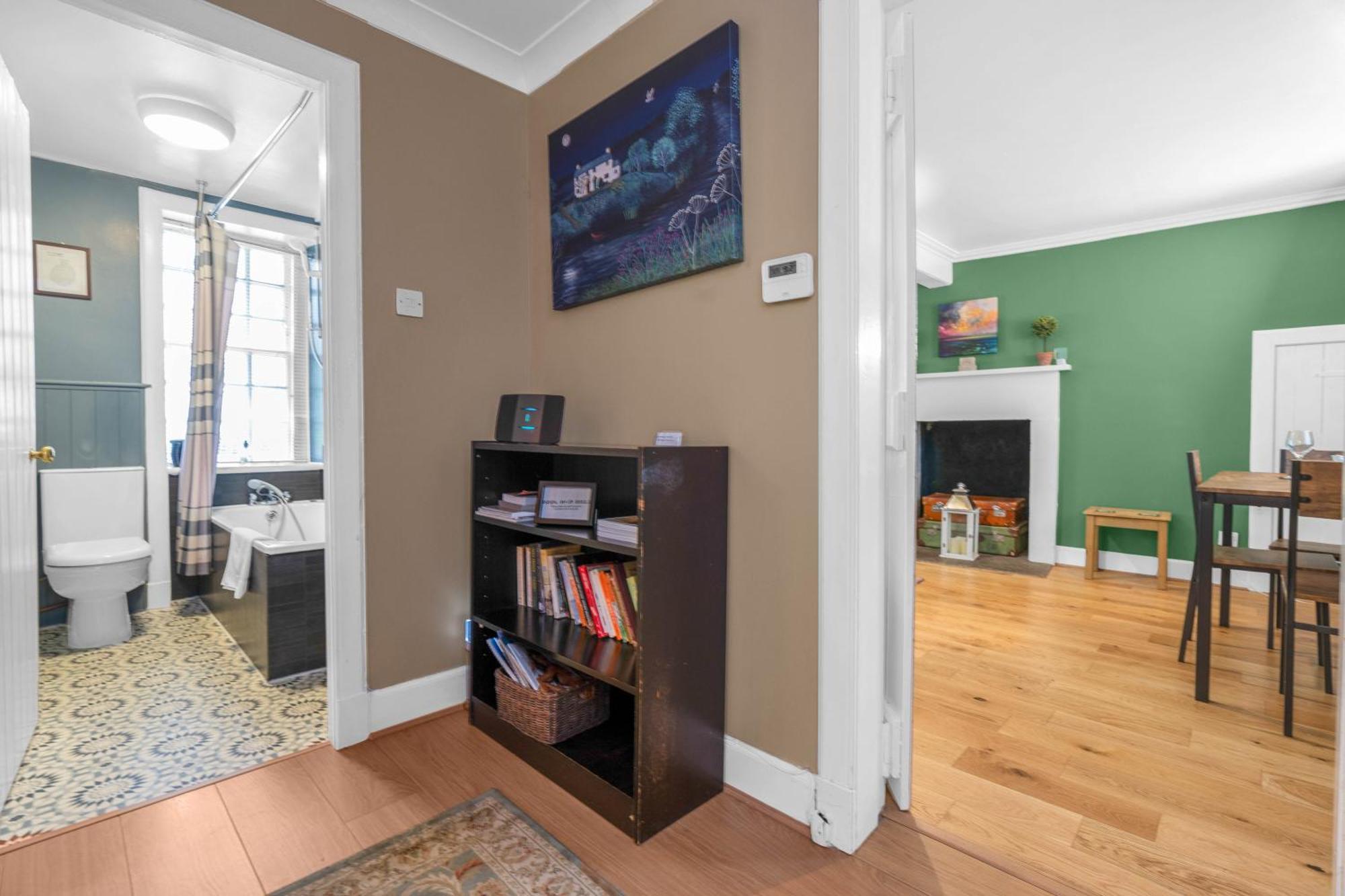 Charming Apartment In The Old Town เอดินบะระ ภายนอก รูปภาพ