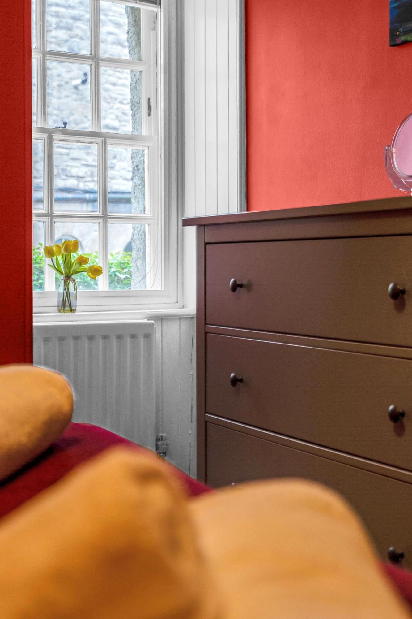 Charming Apartment In The Old Town เอดินบะระ ภายนอก รูปภาพ